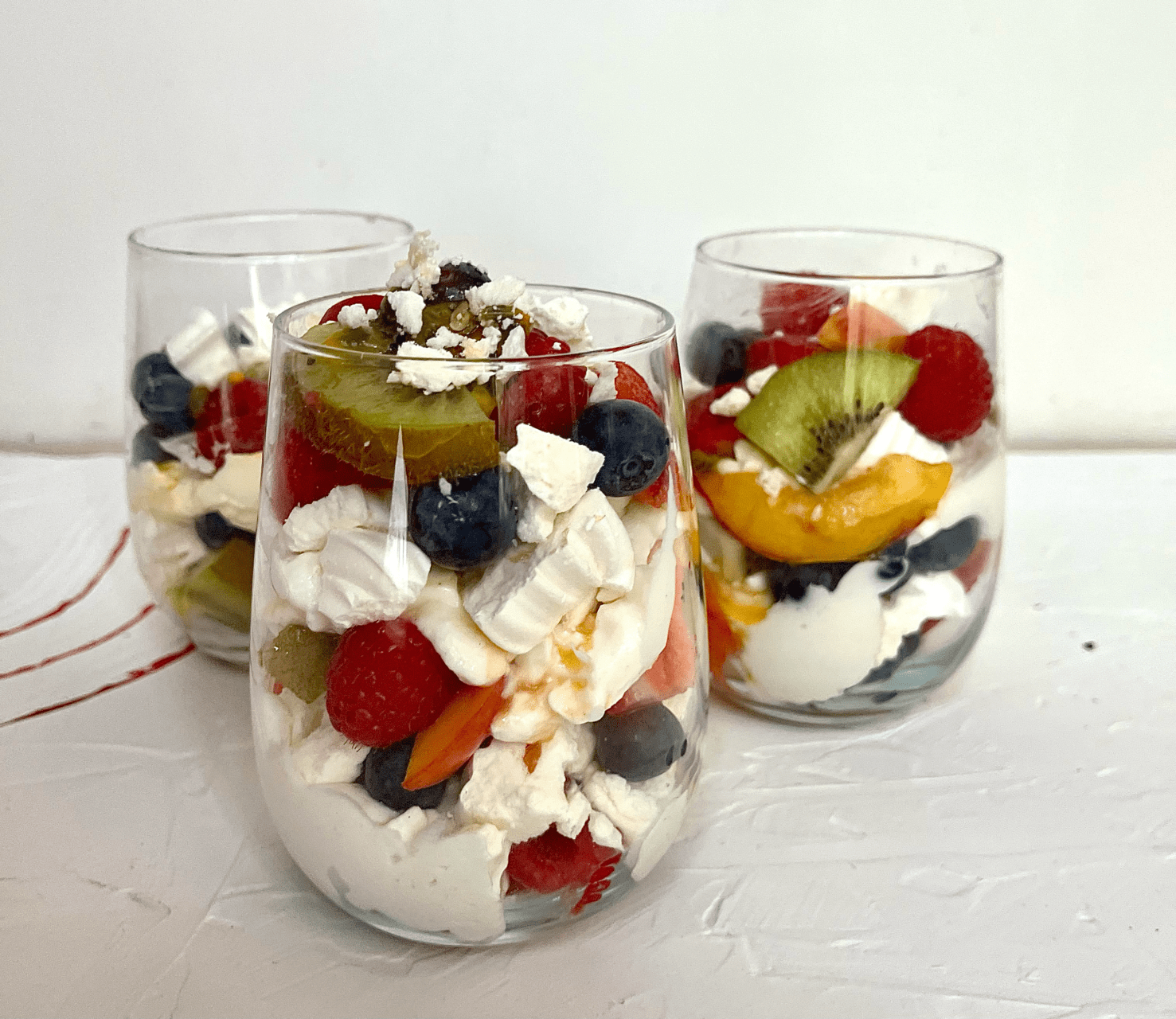 Smashed Pavlova Cups